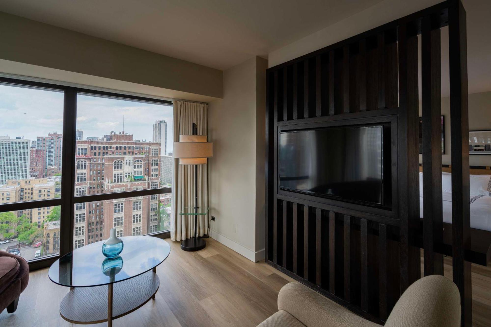 Thompson Chicago, By Hyatt Hotel Exterior photo